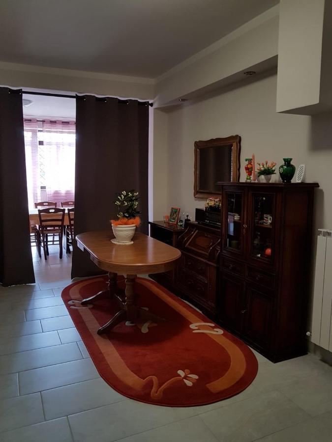 B&B La Casetta Di Lilly Amelia Εξωτερικό φωτογραφία