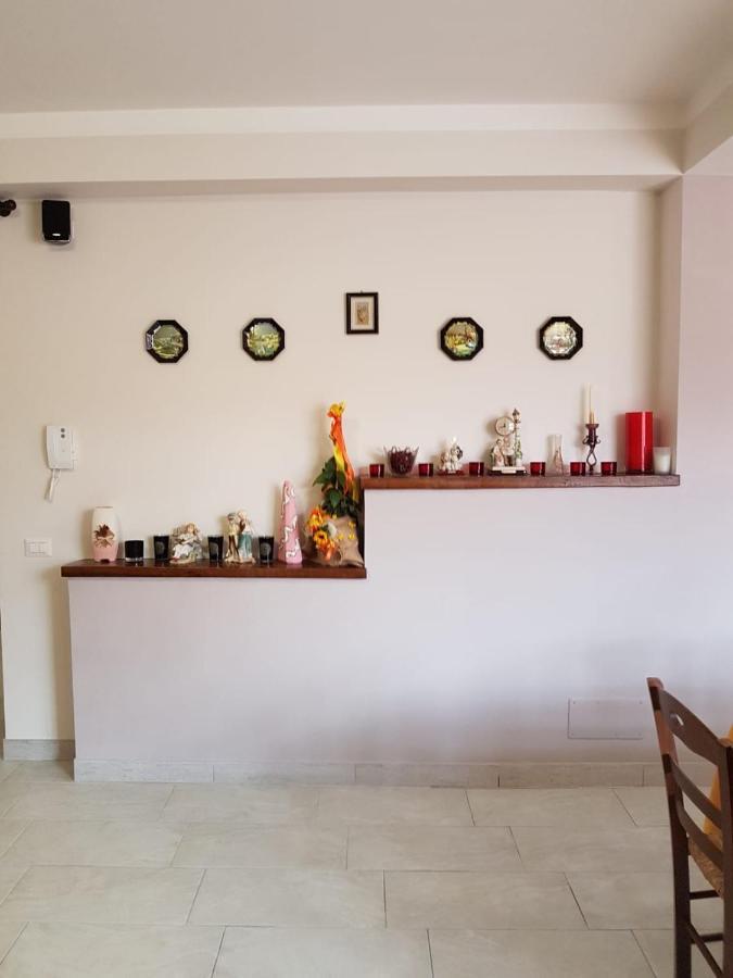 B&B La Casetta Di Lilly Amelia Εξωτερικό φωτογραφία